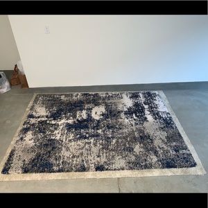 Area rug